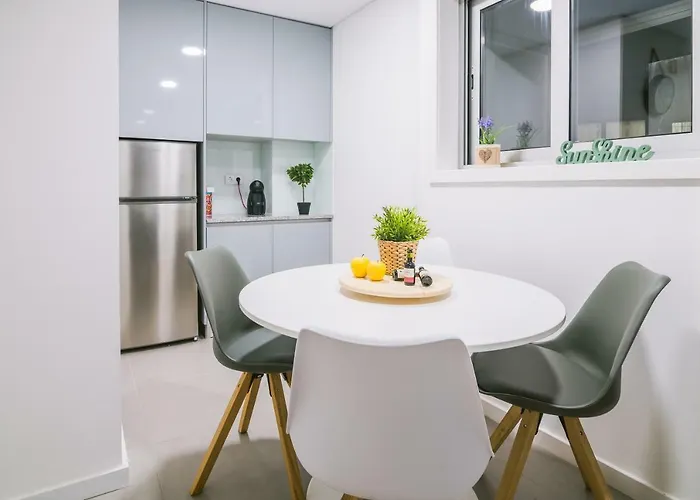 Lechartier 3 Apartman Porto