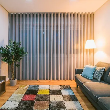 Lechartier 3 Apartment